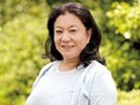 禁断の近親相姦！おばあちゃんと孫の近親相姦4時間総集編　サンプル画像01